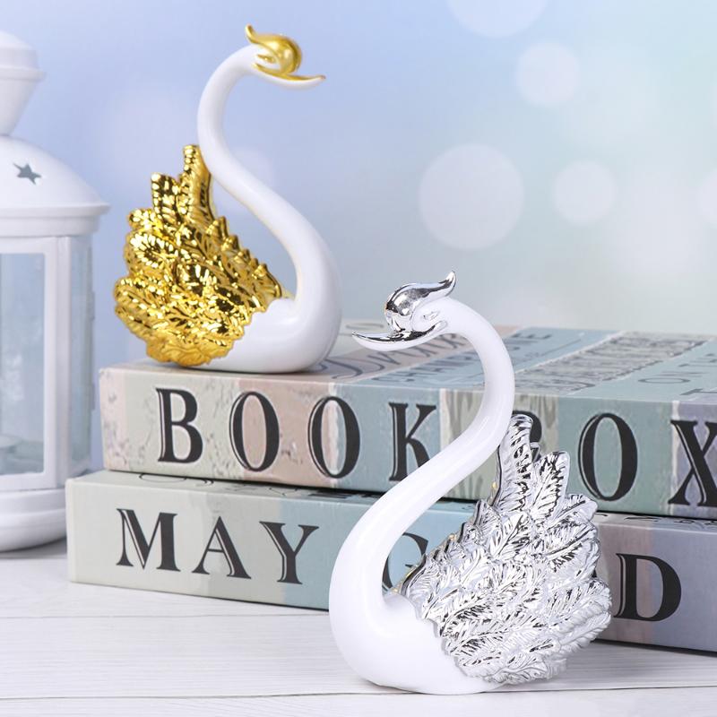 

Wedding Valentine's Day Cake Decoration Plastic Crown Gold Silver Swan Flamingo Decoration Birthday Party Dress Up Supplies