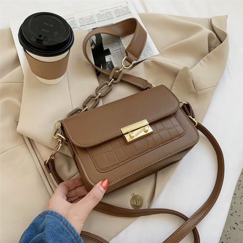 

Fashionable Women's Shoulder Bags Personality Trend Retro Solid Color Crocodile Pattern Messenger Bag Shopper Dating, Black