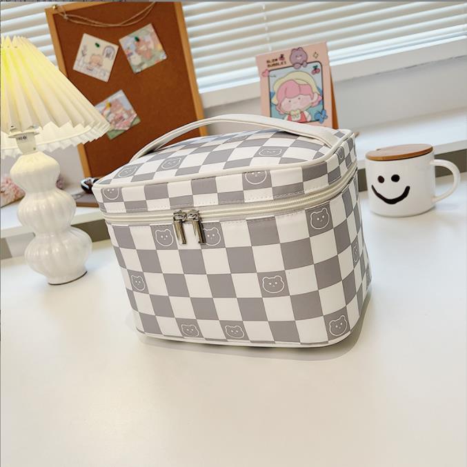 

Ins cosmetic bag women's portable simple large capacity Travel Wash lattice storasge bags, Customize