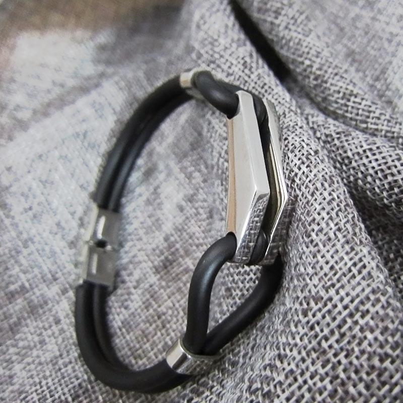 

Genuine Silicone Rubber Bracelet Men Hollow Out Strip Grain 316L Stainless Steel Bracelet Bangles Jewelry Pulseras