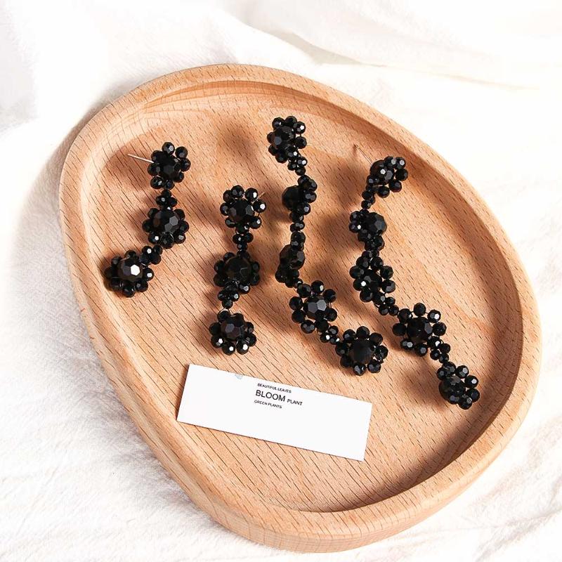 

Korean Chic Vintage Sweet Beaded Crystal Flower Stud Earrings For Women Girls Fashion Jewelry