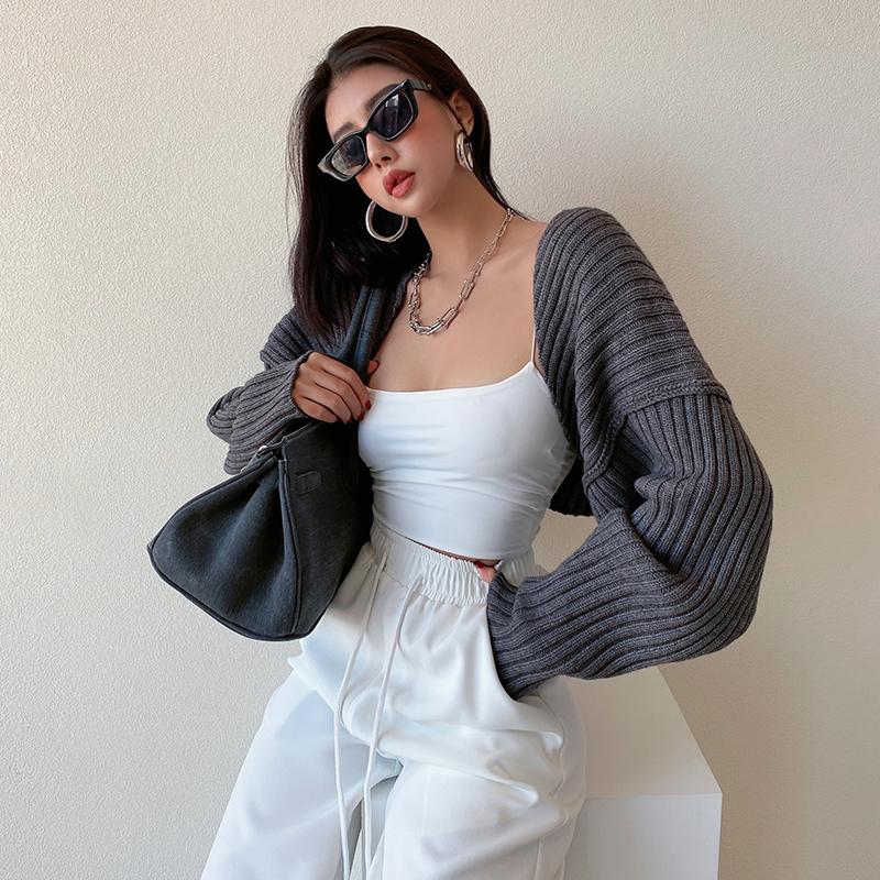 

Europe Street Beat Bat Sleeve Shawl Cardigan Women's Short Knitted Long Sleeve Sweater Tops Womens A97K, Black