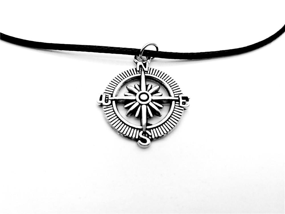 

Round Coin Hollow Compass Triangle Nautical Beach Sailor Lucky Amulet Direction Compass Glamour Leather chain Necklace jewelry
