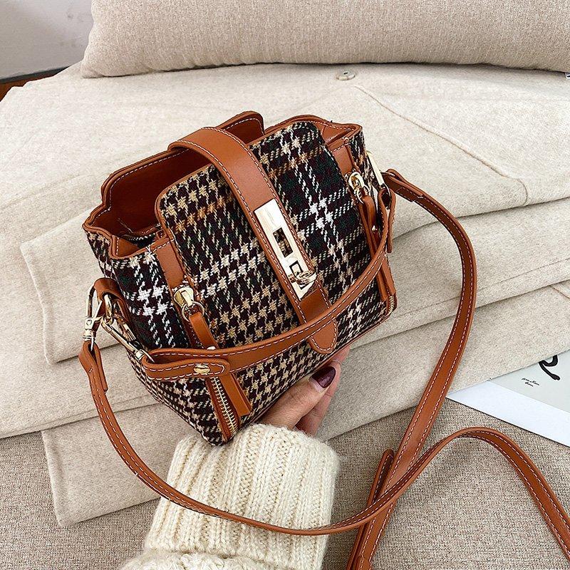

Fashion Plaid Crossbody Bags for Women 2021 New High Quality Women's Handbags and Purses Female Shoulder Bag Mini Tote 6942, Black