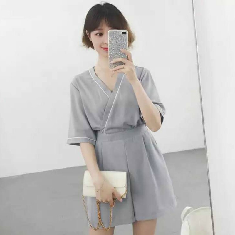 

Dropshiping Women Summer Beach Rompers 2020 Female Short Sleeve V-Neck Gray Casual Mini Party Jumpsuit T200704, Xl