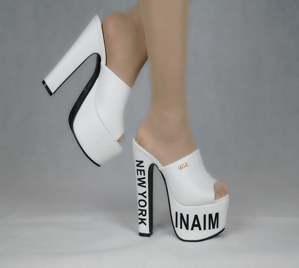 

China 2020 black fashion peep toe with thick shoes will see high heels 15cm platform women's sandals, Beige