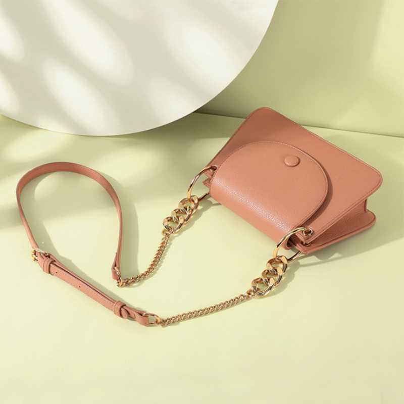 

2021 Women's Spring New Trend All-Match Messenger Small Bag Ladies Niche Design One Shoulder Chain Gentle Girl Pink Handbag PM46, Pink orange