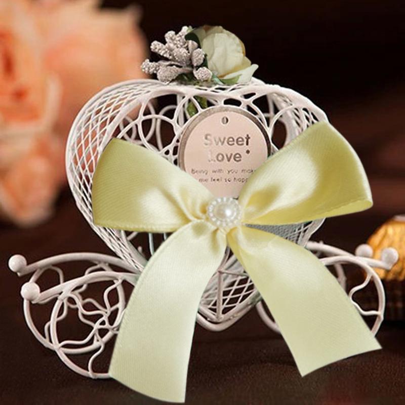 

Creat Luxury Love Heart Favor candy Box for Wedding Birthday Party Candy box Metal carriage Chocolate Wedding Party Gift