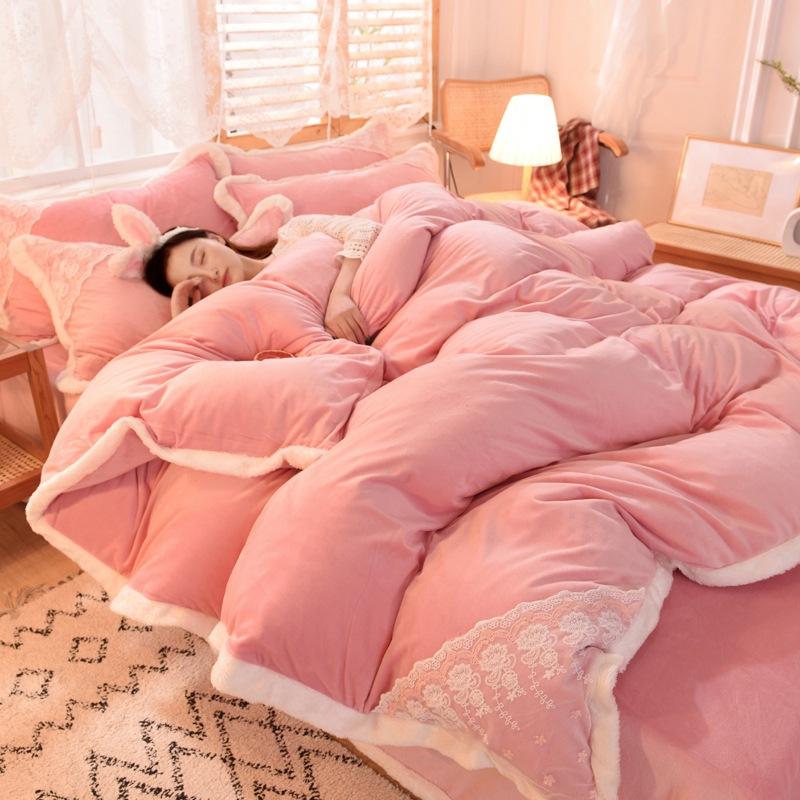 

2020 New Winter Green Environmental Protection Breathable Warmth Korean Lace Thickened Crystal Velvet Milk Velvet Kit, Purple