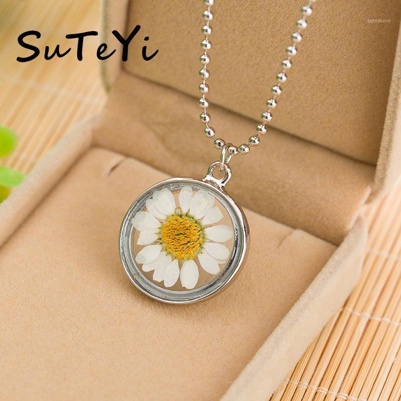 

Fashion Daisy Dried Flowers Necklace Round Glass Pendant Bead Chain Necklaces For Women Jewelry Gifts1