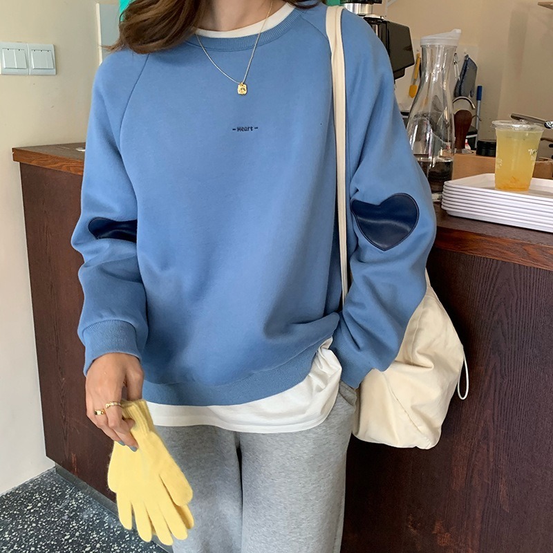 

2021 New Love bet cloth embroidered velvet pulley women's nightgown Korean style crew sweet neck leisure top fashion 0K94, Blue