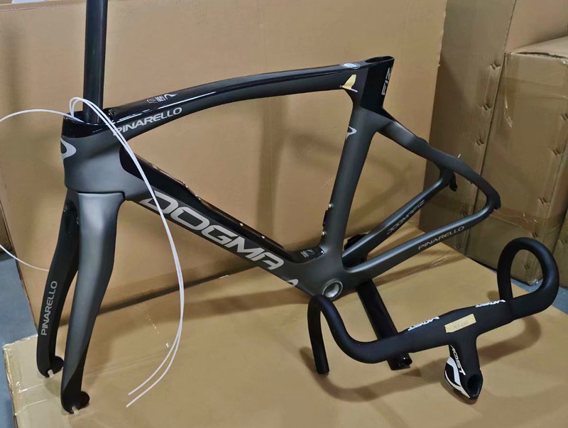 

hot carbon road bicycle bike frame T1100 1K disc brake&Rim brake carbon bike frame road taiwan made XDB available