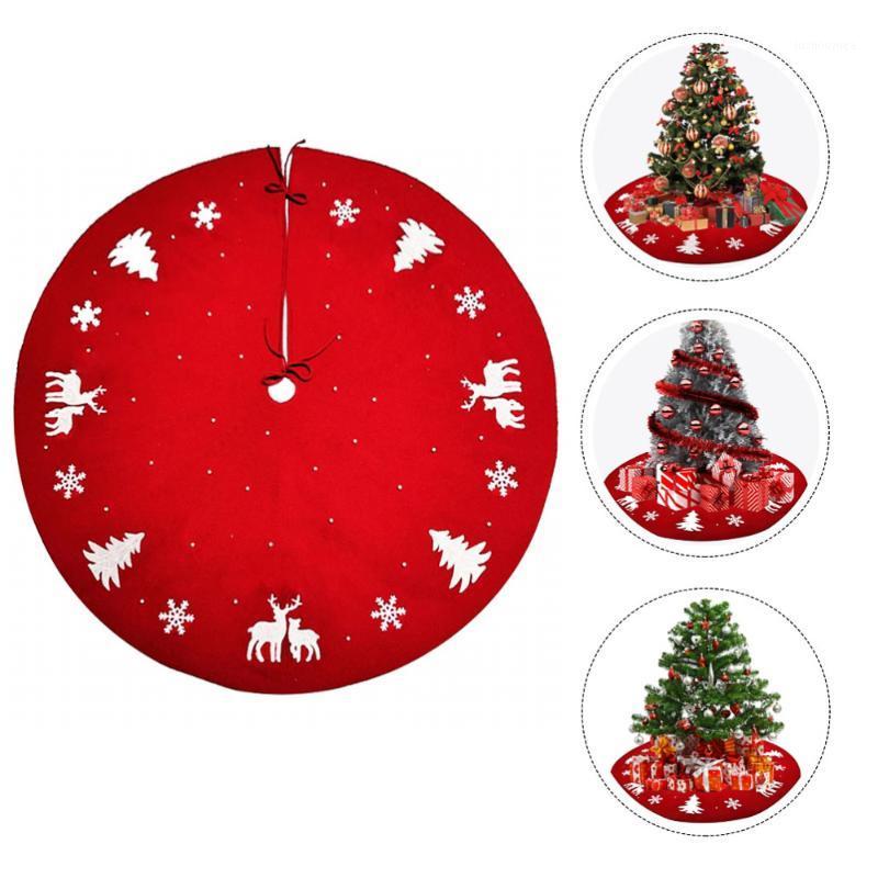 

Adorable Elk Snowflake Christmas Tree Skirt Printed Cloth Tree Skirt Decoration1