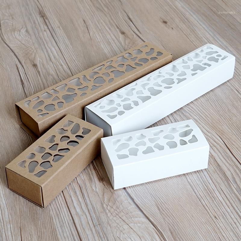 

50pcs brown Hollow Macarons Box Cookie Package Baking Small Cake Box for Chocolate Muffin Biscuits Luxury Wedding Party Decor1