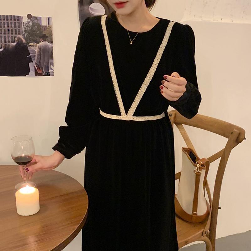 

EWQ] 2020 Autumn Winter Female Elagante Loose Casual Round Neck Panelled Lace Long Sleeve Minimalist Velour A-Line Dress 8D1007, Black