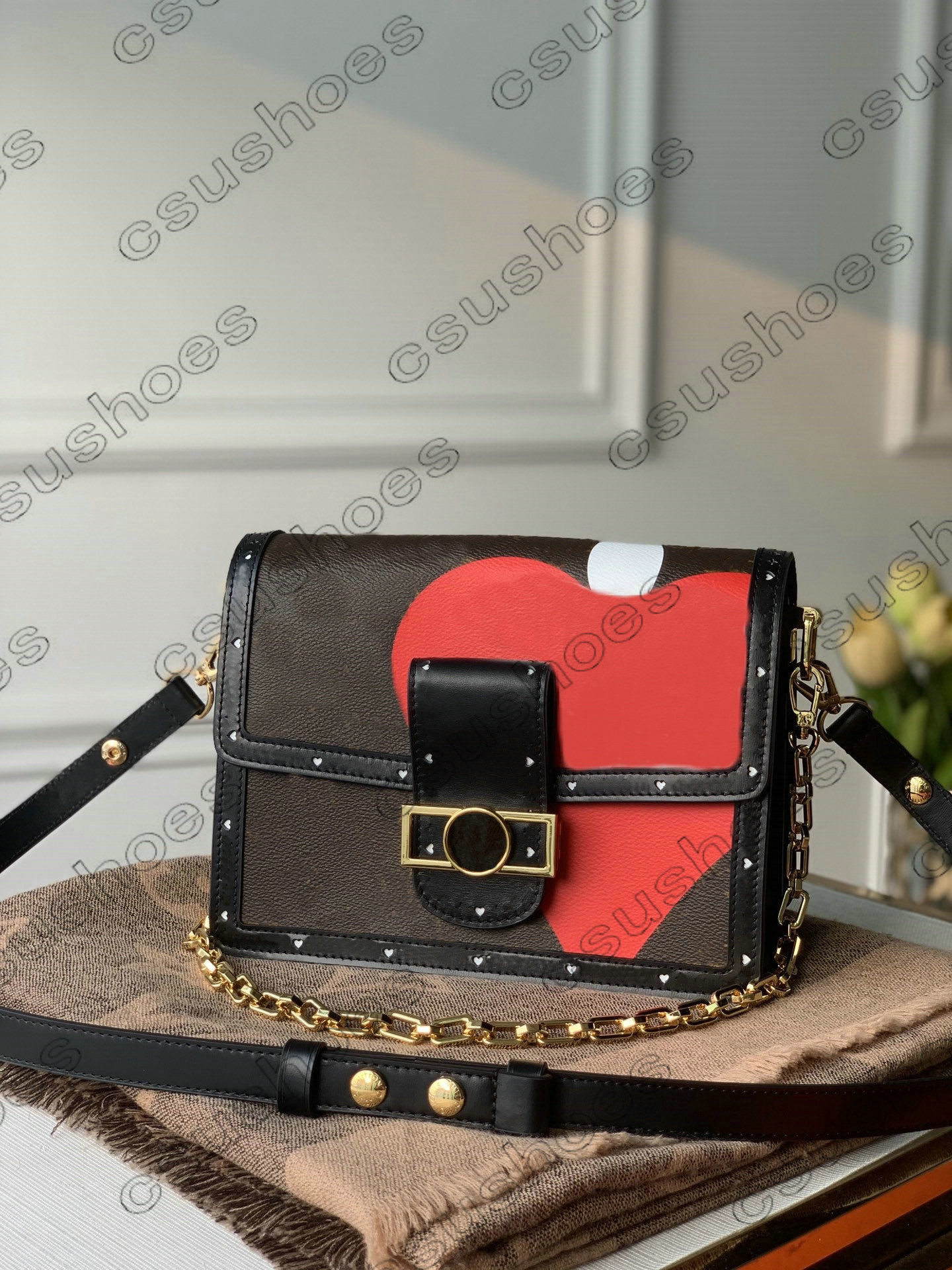 

Game On M57448 M57463 Dauphine Chain Crossbody Bag Womens Heart Floral Letter Leather Colorful White Handbag Envelope Wallet
