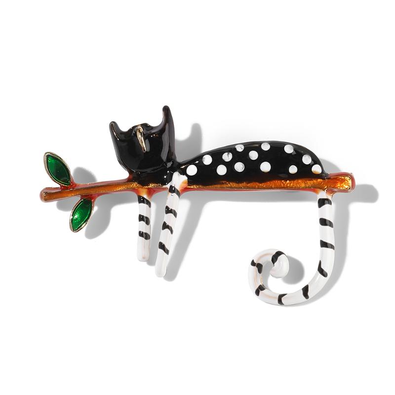 

WYBU Cute Cat Brooch For Women Scarf Hijab Pins Up Hat Broche Clothes Jewellery Gift For Best Friends