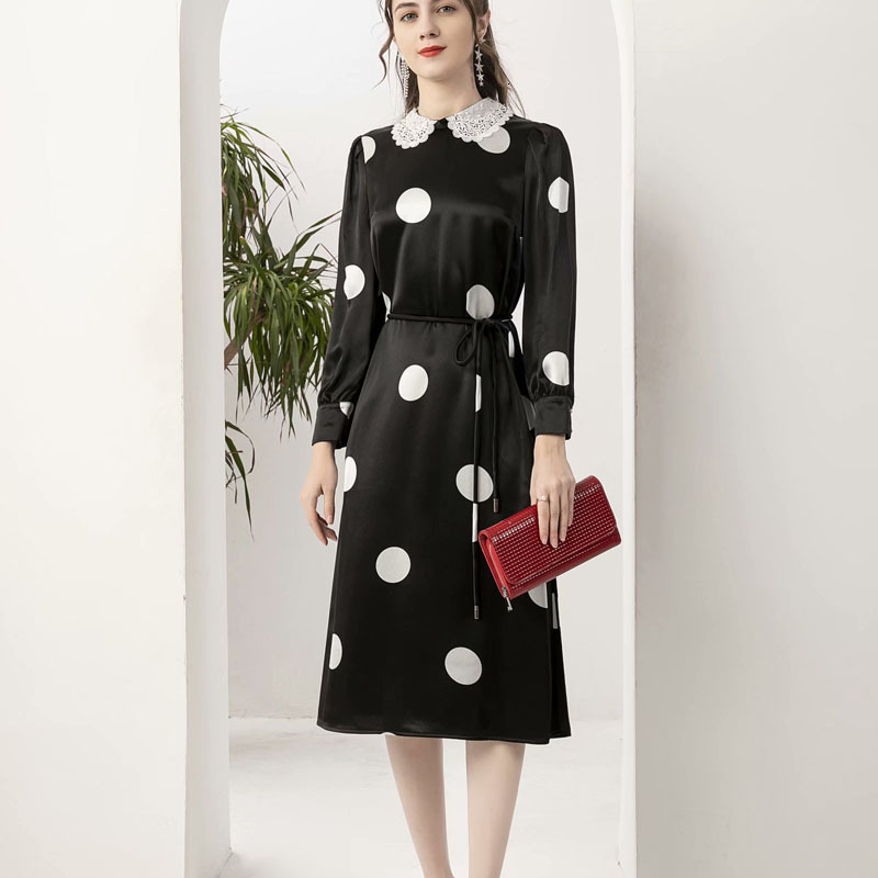 

Spring New Retro-soluble Style in Water Frizzy Hollow Flower Diamond Printing Long Sleeve Ball Belt Dress of Medium Length Mj1l, Black