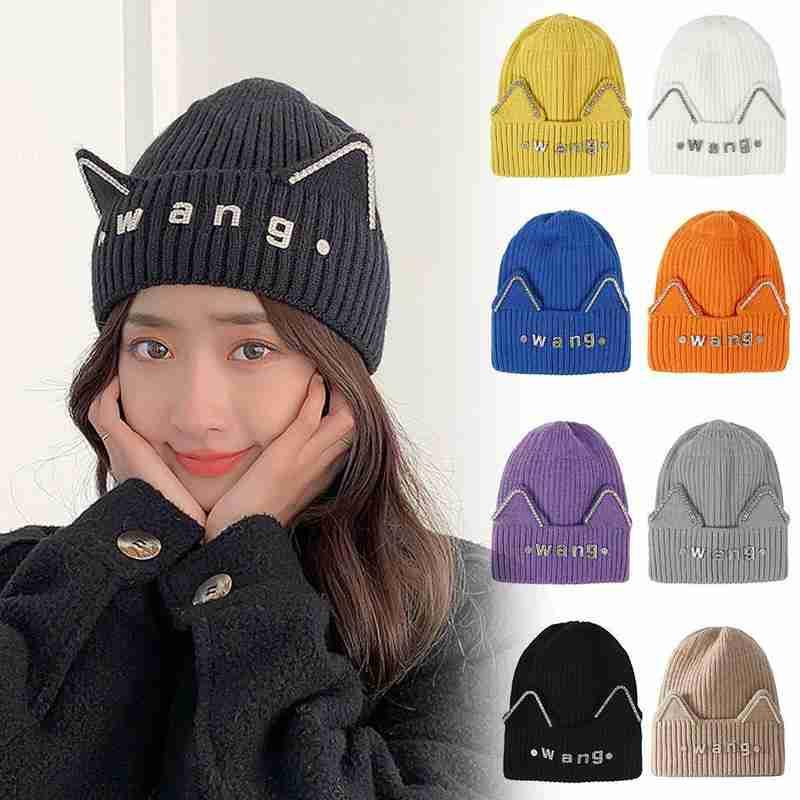 

Fashion Benie Autumn and Winter Knitted Hat Warm and Sashionable Rhinestone Letter Print Knitted Cap