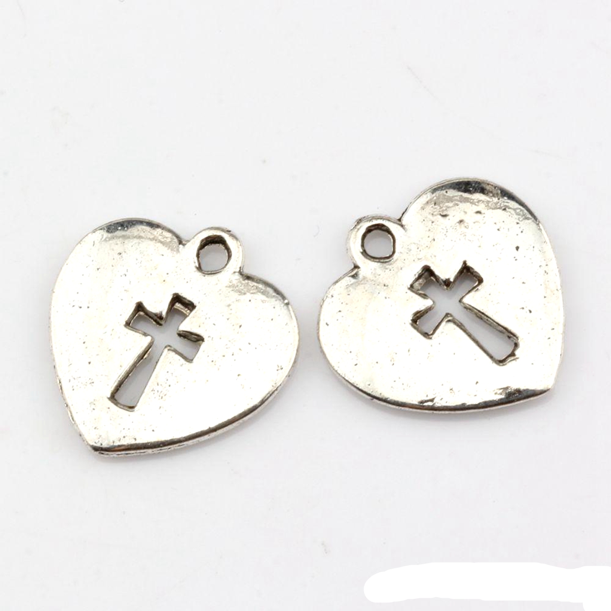 

Cross Cut Heart Charm Pendants Jewelry Making DIY Handmade Craft 17x16mm Antique Silver 150Pcs