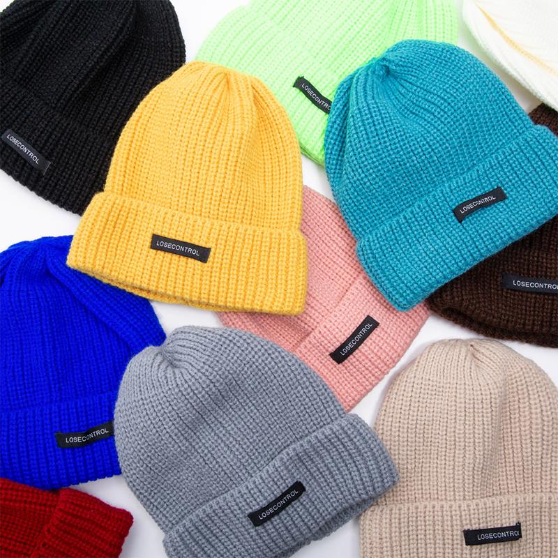 

New Fashion Men's Beanie Winter Hat Short Knit Melon Cap Boy Skullcap Sailor Cap Retro Solid Color Beanie Hat Unisex, Black