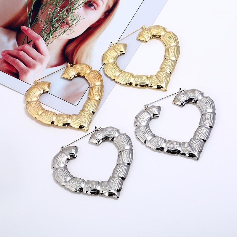 

HOCOLE High Quality Unique Design Big Gold/Silver Color Heart Hoop Earrings For Women Punk Metal Earrings Gift Brinco Feminino1