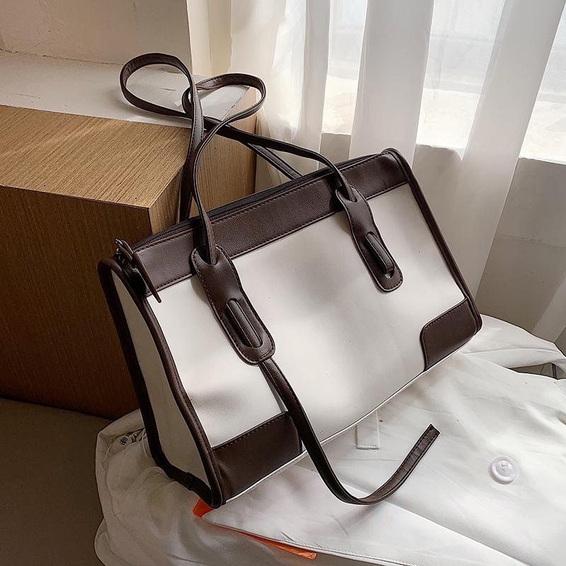 

2021 High Capacity PU Leather Shoulder Bags 2021 Trend Handbags Female Travel Totes Lady Fashion Trending, Black