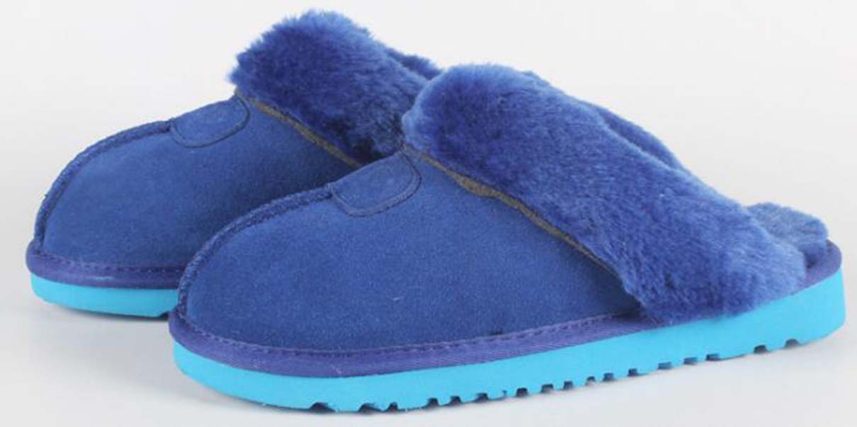

2020 Hot sell Classic design 51250 Warm slippers goat skin sheepskin snow boots Martin boots short women boots keep warm shoes Free shipping, Black