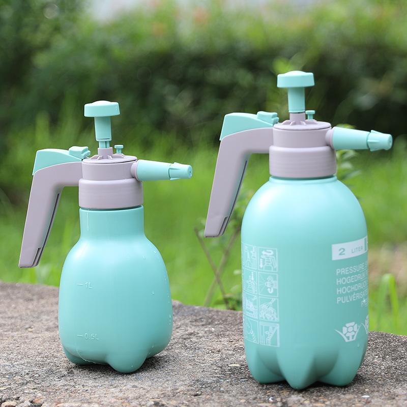 

2L Garden Sprayer Pressure Sprayer Bottle Outdoor Plant Flower Watering Can 1L Home Pneumatic Spray Can Household Cleaning Pot