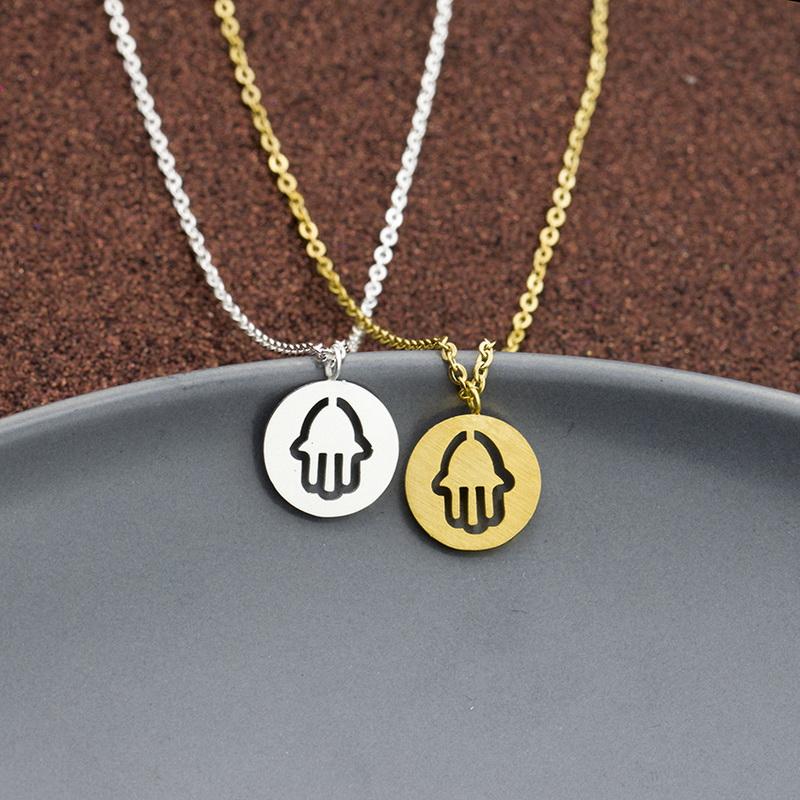 

Chokers 2021 Hollow Hand Hamsa Pendant Necklace Stainless Steel Womens Gold Silver Color Jewelry Out Round Clavicle Chains Gifts