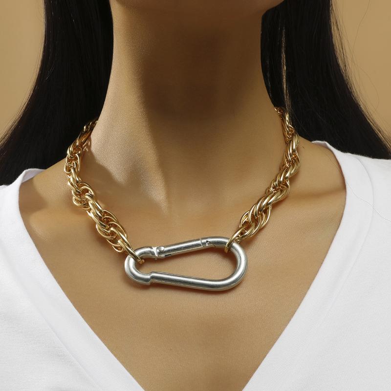 

NEW Punk Twisted Metal Choker Necklace Goth Gothic Short Clavicle Collar Necklaces Collier for Women Neck Chain Jewelry