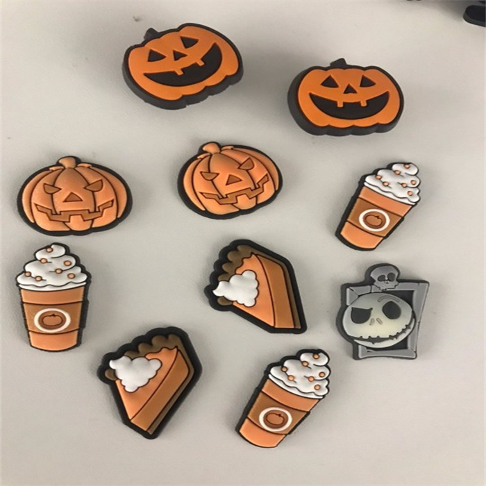 

Wholesales Designer Custom Happy Halloween Croc Shoe Charms Pumpkin Lantern Decorations Trick or Treat Accessories Halloween Party Gift