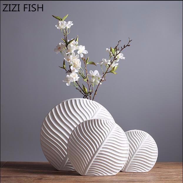 

Nordic style ceramic vase Modern minimalist fashion living room model room flower decoration home decoration ornaments