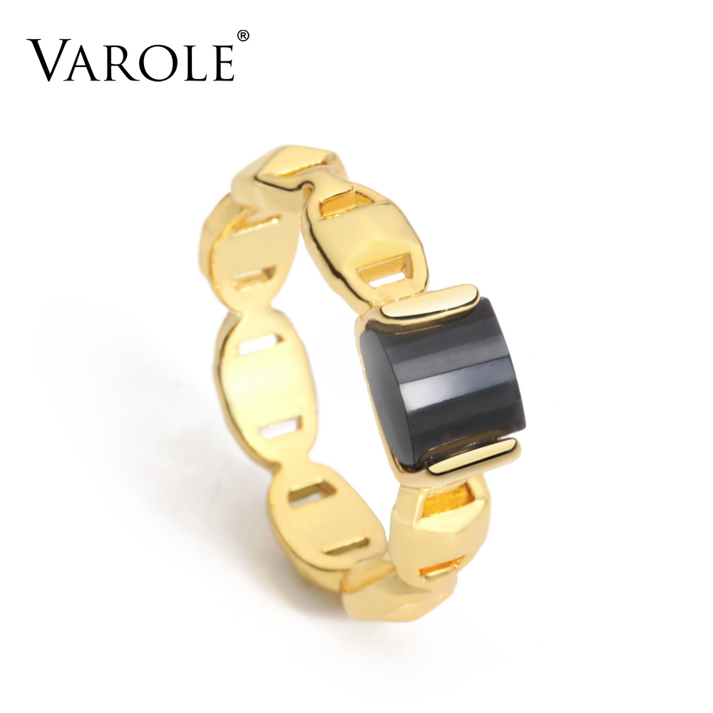 

VAROLE Punk Pyramid Chain Ring Gold Color Lady Simple Finger Rings For Women Minimalist Fashion Jewelry Gifts