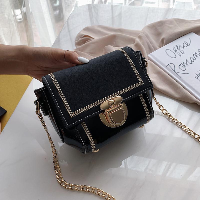 

New women's patent leather bag fashion messenger bag, Black