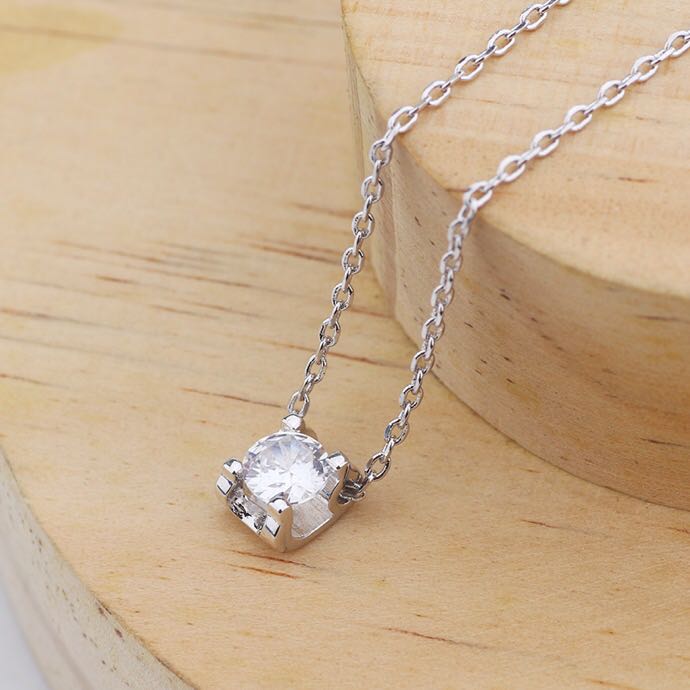 

2020 wholesale fashion jewelry womens necklace single pendant diamond necklace gold chain pendants jewelry pendant necklace