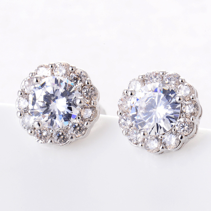 

Bright girls'fashions Round earrings charming