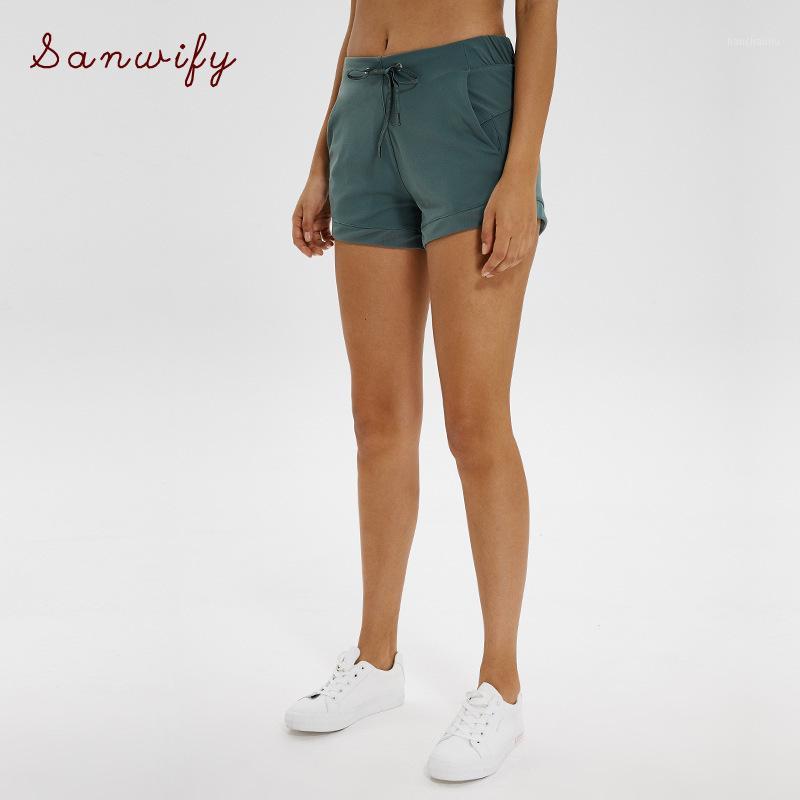 

Spandex Women Yoga Shorts Solid Color Sports Gym Wear Breeches Leggings Fitness Lady Overall Running Shorts1, Black