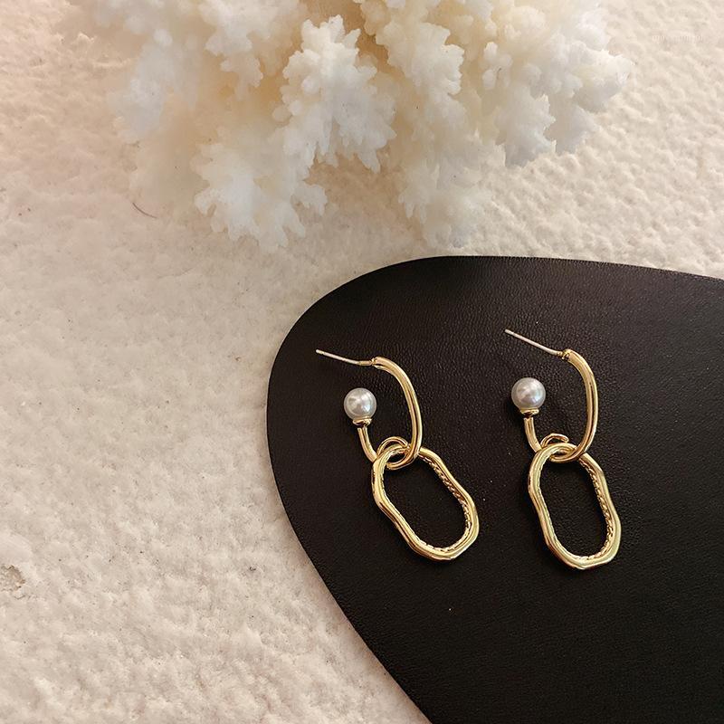 

New Fashion Irregular Metal Baroque Pearl Big Dangle Earring For Women Ear Ring Exaggerated Wedding Prevent Allergy Jewelry Gift1