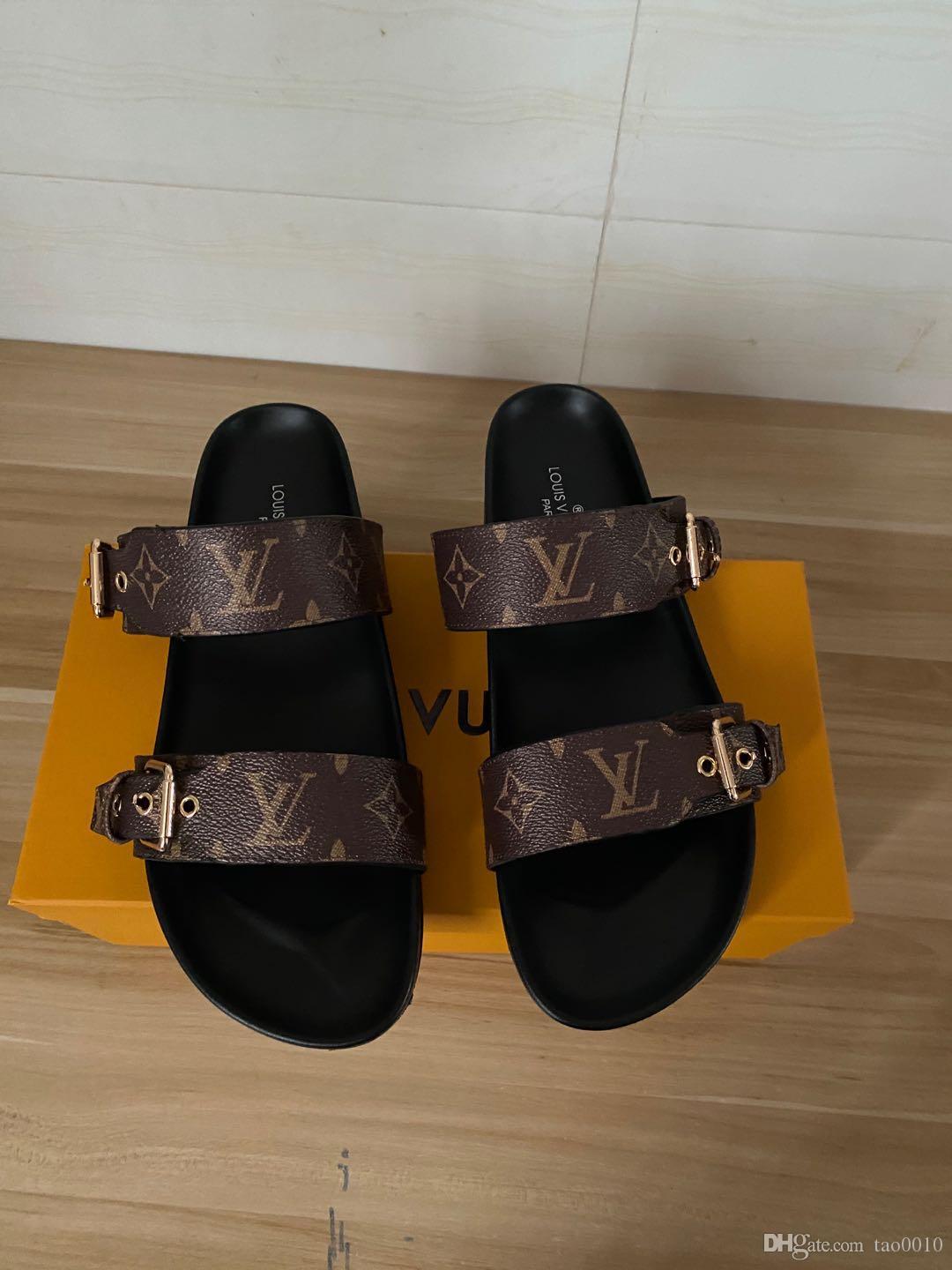 

Mens and womens fashion designer casual slippers, womens allmatch sandals, summer mens slides, with packaging and wholesale free shipping
