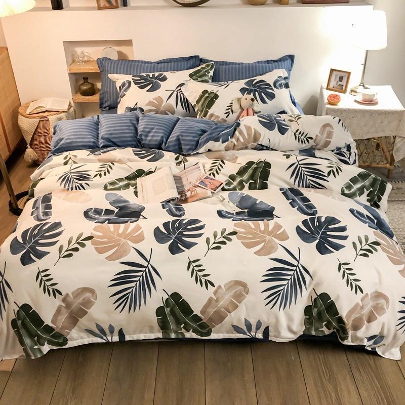 

Autumn and Winter Thick Cotton Four-piece Set, Household Pure Cotton Brushed Bedding Supplies, Quilt Cover, Sheet Quilt Cover