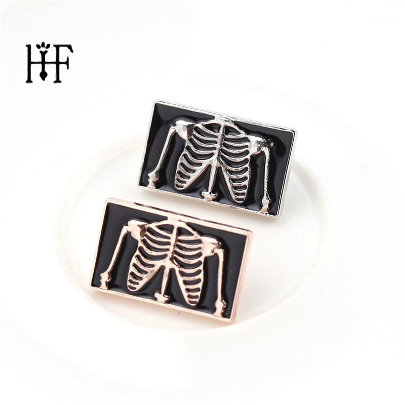 

Sternum Brooches Pins Human Enamel Pin Black Gold Color Lapel Pins Men Fashion Jewelry Halloween gift Bone Metal1