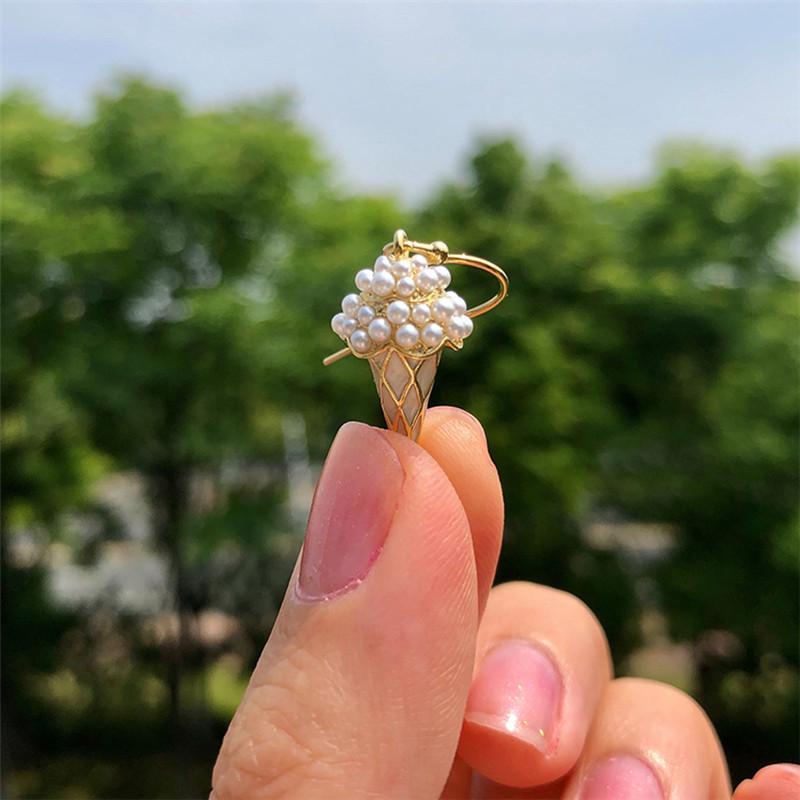 

Dangle & Chandelier Fashion Geometric Small Cream Pendant Earrings Cute Romantic Cone Pearl For Women Gift Jewelry Accessories