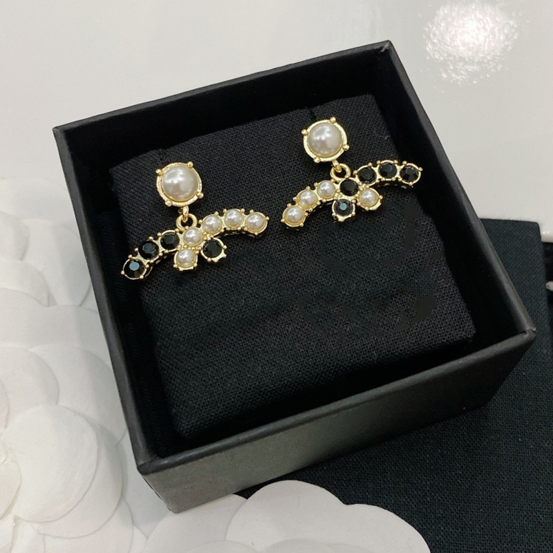 

Hot selling designer Earrings classic double letter Logo Black Diamond White Pearl Earrings 925 silver L0-C21, Golden;silver