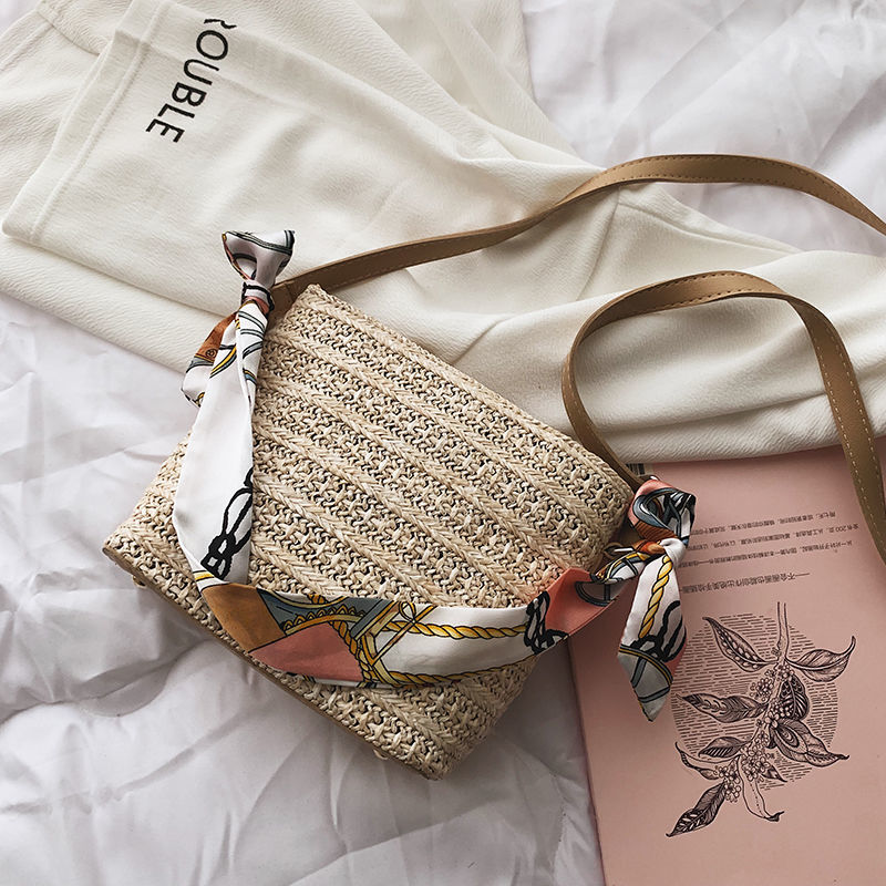 

2020 little seaside holiday feminine purse unique bag diagonal small fresh summer, Khaki