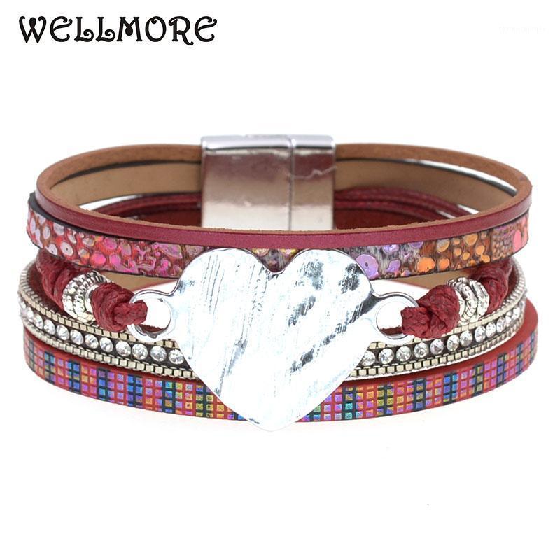 

Tennis WELLMORE Leather Bracelets For Women Magnet Heart & Bangles Elegant Multilayer Wide Wrap Bracelet Fashion Jewelry1
