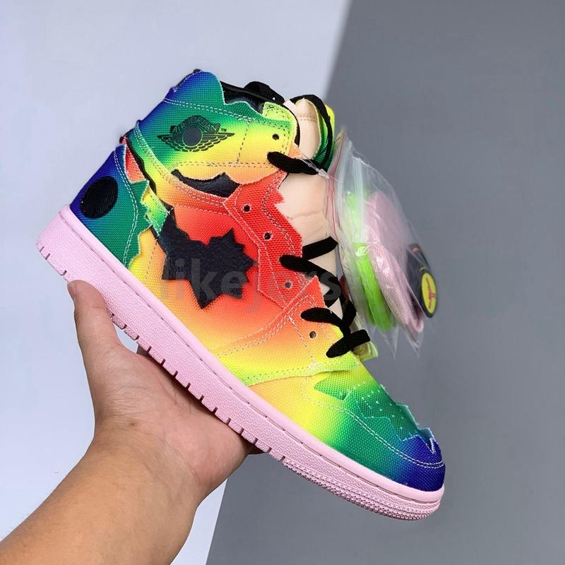 New Arrival J Balvin 1 Basketball Shoes 1s Super Bowl Smile Face Tie Dye Mens Trainers Women Sports Sneakers Size 36-45