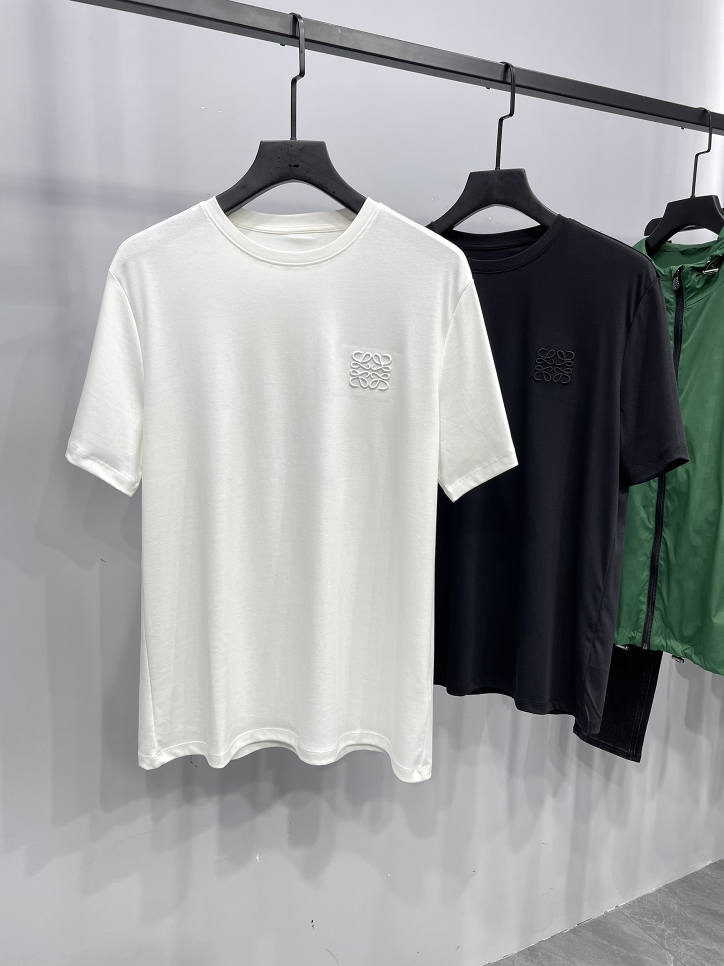 2022 Summer luxury mens wear designer t shirts high-end cotton material handsome men casual short sleeved t shirt M-3XL-image-755937514