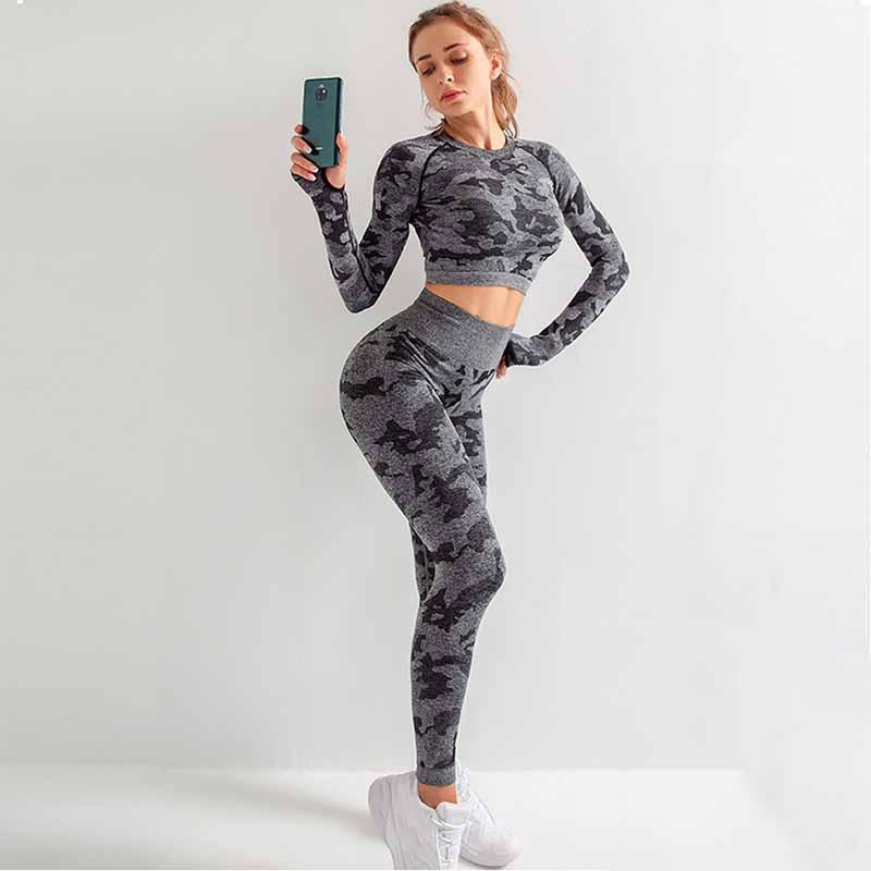 

Camo Seamless Yoga Set Women' Fitness Clothing Sportswear Longarm Crop Tops + High Tail Scrunch Leggings 2Pcs Gym Sports Suits, Green
