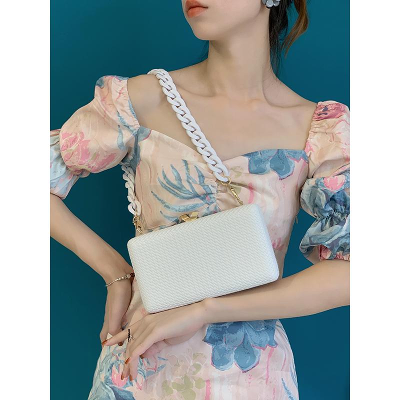

Lemonc Original Design European and American Fashion Woven Box Clutch Dinner Dress Chain Shoulder Messenger Bag purses handbags, Black